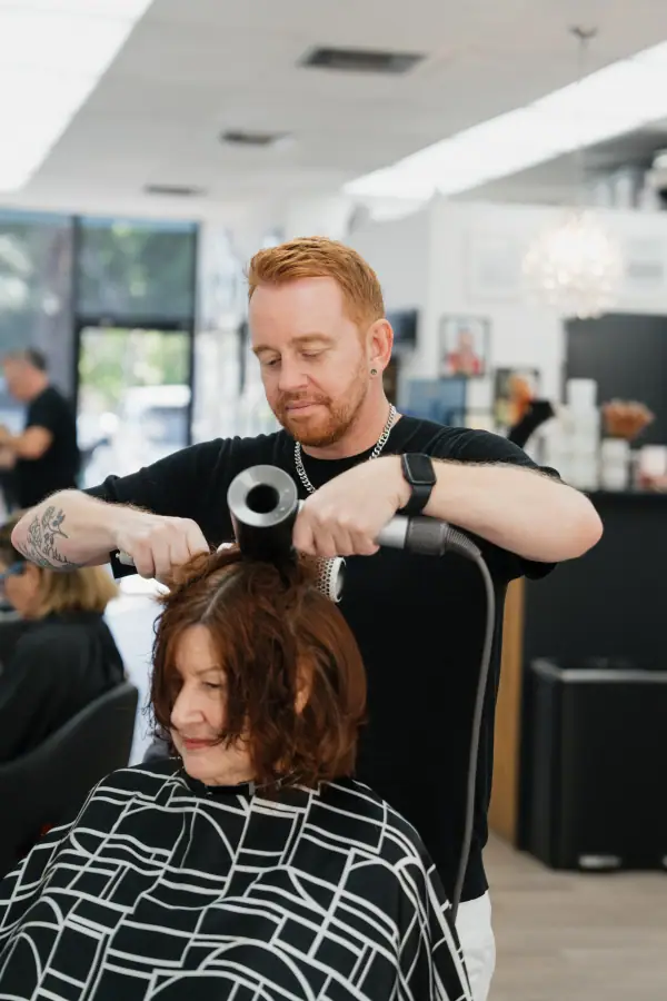 Highlighted hair finished with a blowout, Palm Springs
